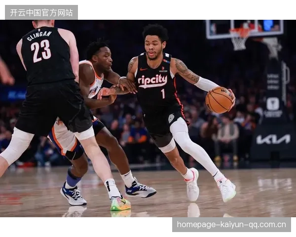 NBA尼克斯快攻反超氛围狂热