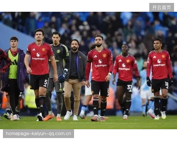 曼联中场补强连环失手：从“神话”到“现实”——为什么英超球队再次“被抢”